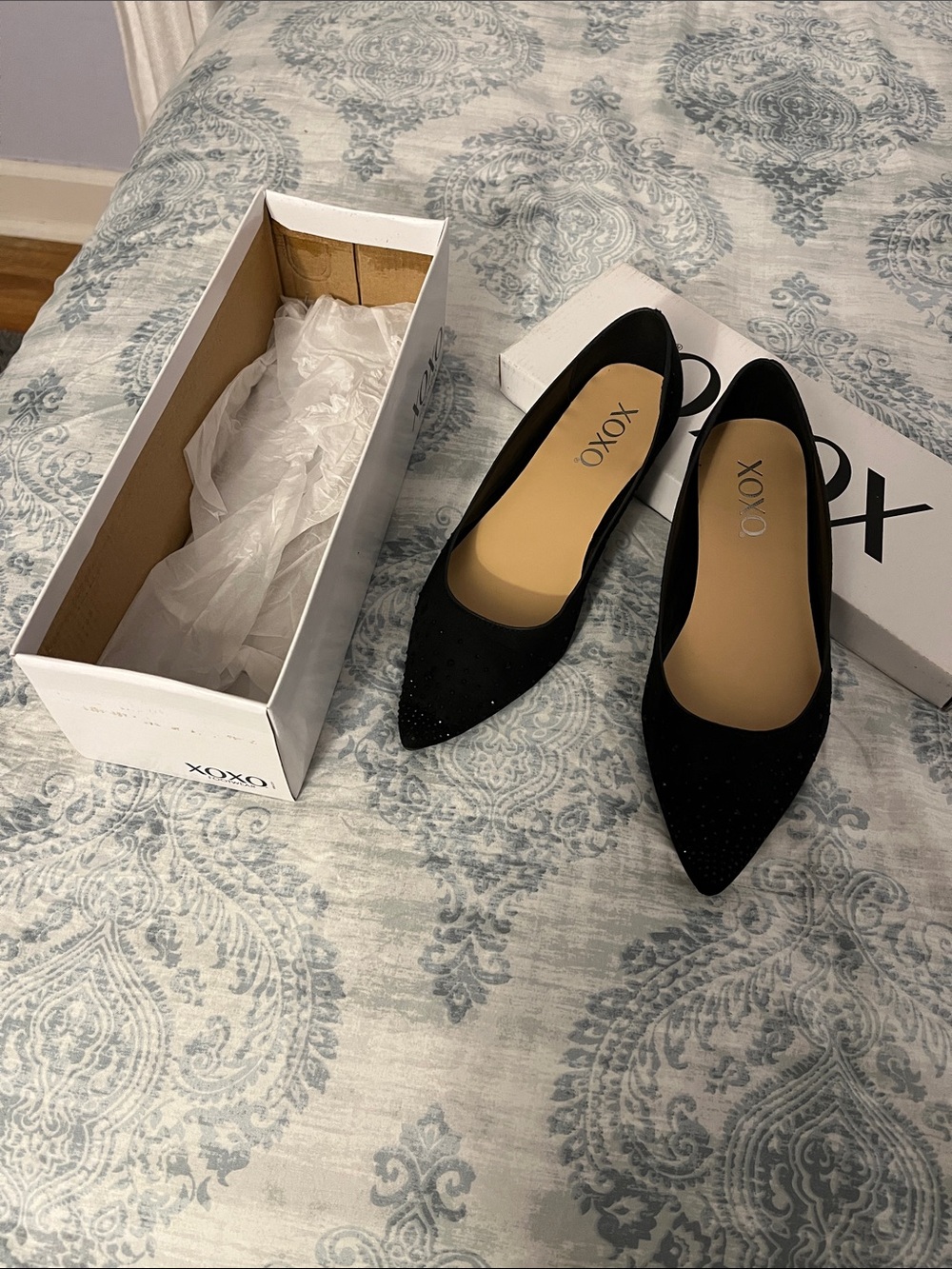 XOXO Black Pointed Toe Sparkle Flats